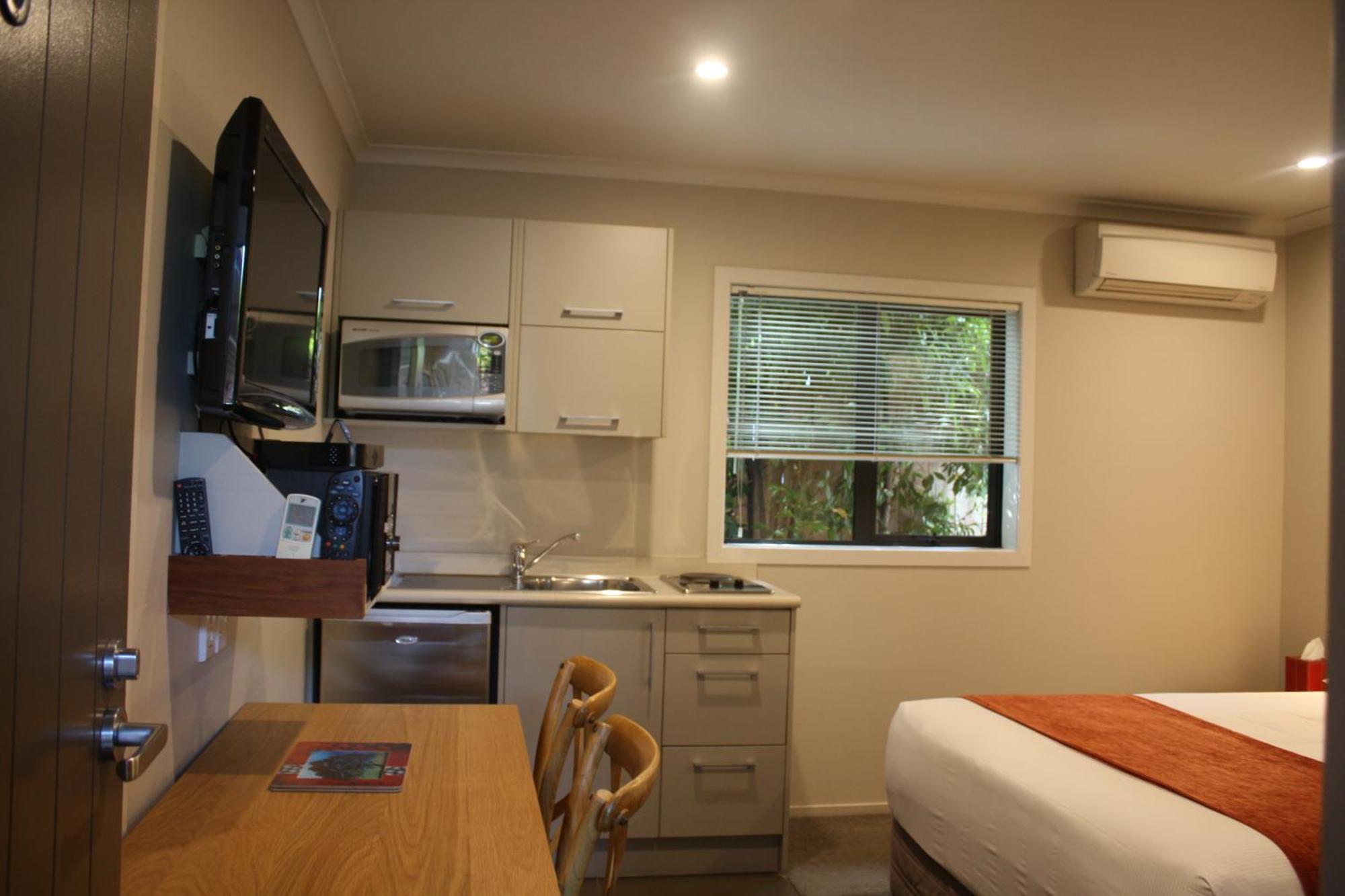 Basic Double Room
